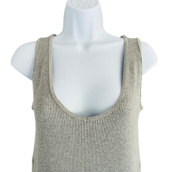 Forever 21 One Piece - Picture 3 of 5